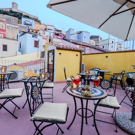 S'Apposentu - Un'Angolo Di Paradiso Con La Vista Sul Castello บอซา ภายนอก รูปภาพ