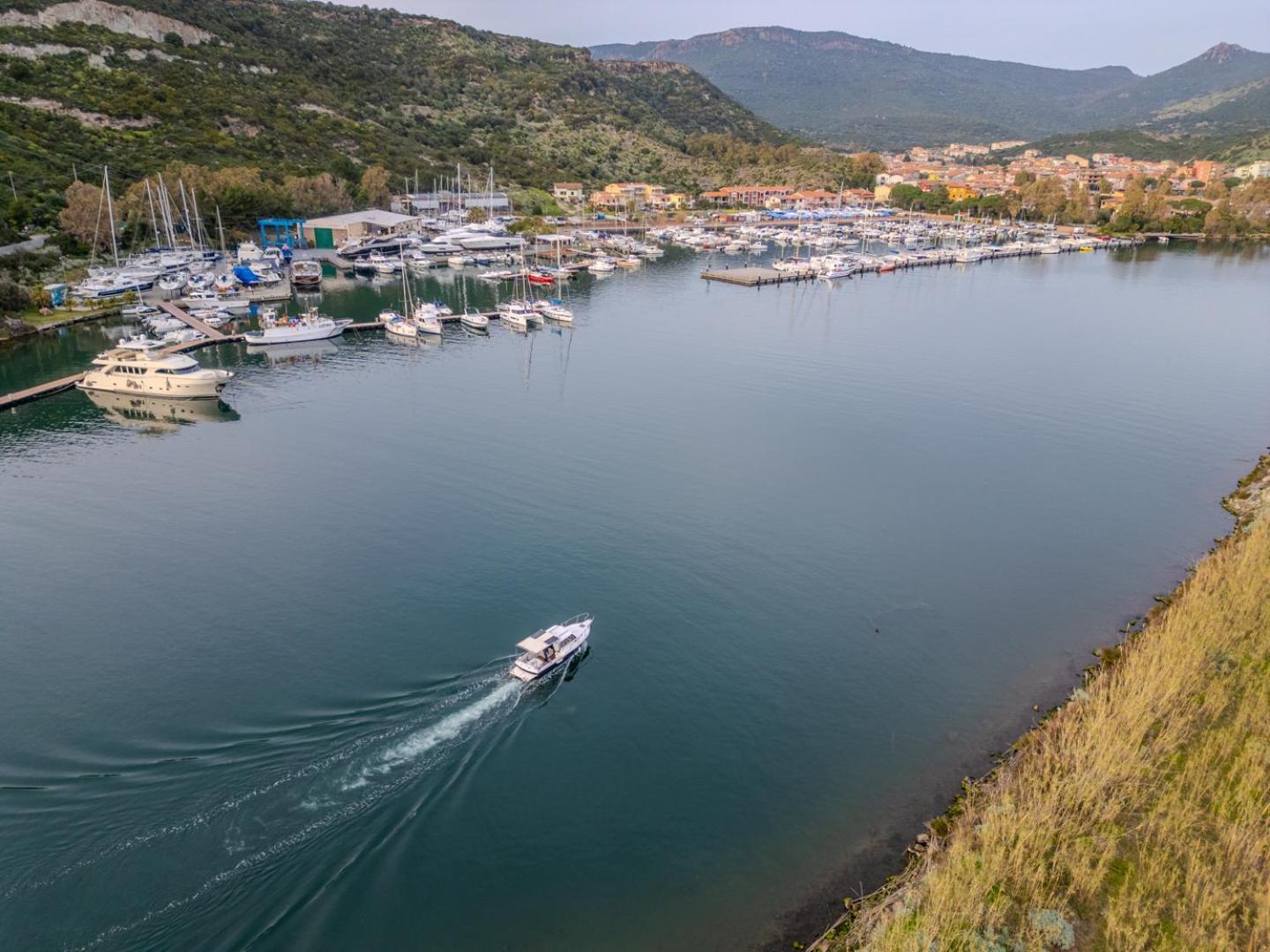 S'Apposentu - Un'Angolo Di Paradiso Con La Vista Sul Castello บอซา ภายนอก รูปภาพ