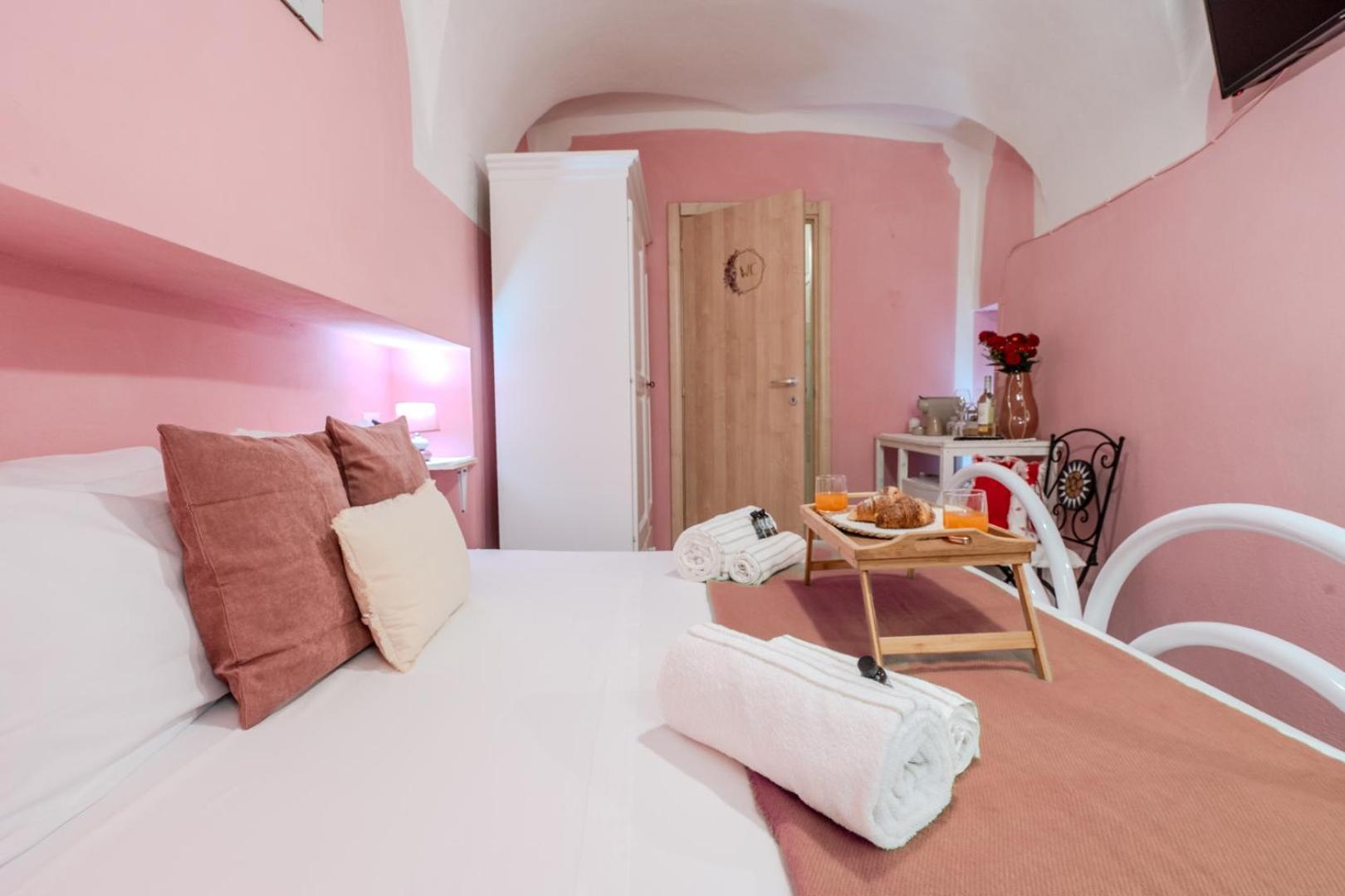 S'Apposentu - Un'Angolo Di Paradiso Con La Vista Sul Castello บอซา ห้อง รูปภาพ